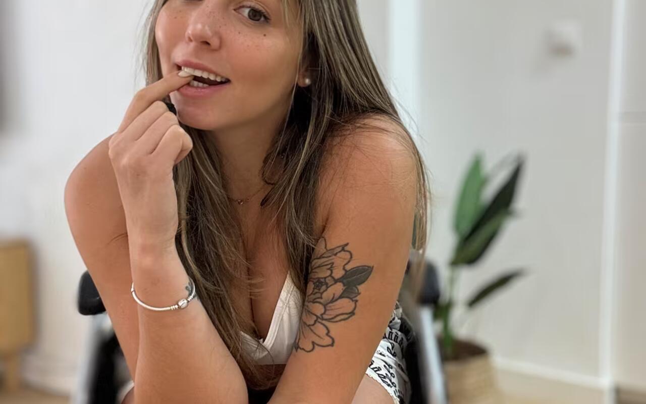 Lizzie On Wheels Misc - Image 3