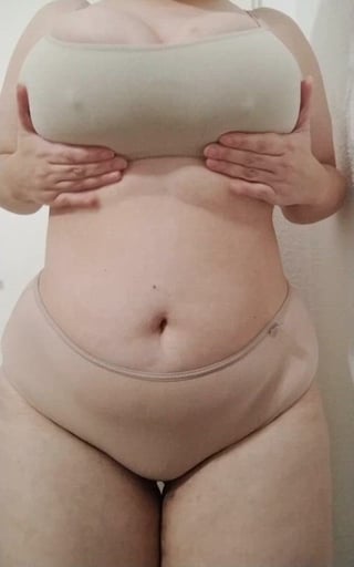My chubby body just for you (@chiarabunnyvip) [onlyfans]