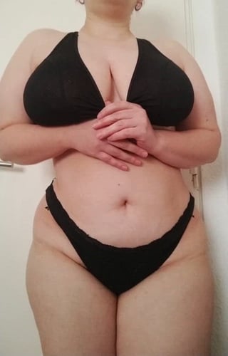 Chubby sexy mode (@chiarabunnyvip) [onlyfans]